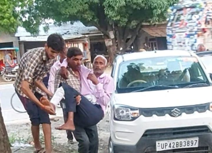 308148362 826340318371698 7018360785777492904 n - सड़क हादसे में अधेड़ घायल जिला अस्पताल रेफर