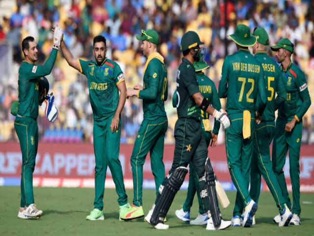 images 2 19 - साउथ अफ्रीका ने पाकिस्तान को 1 विकेट से हराया