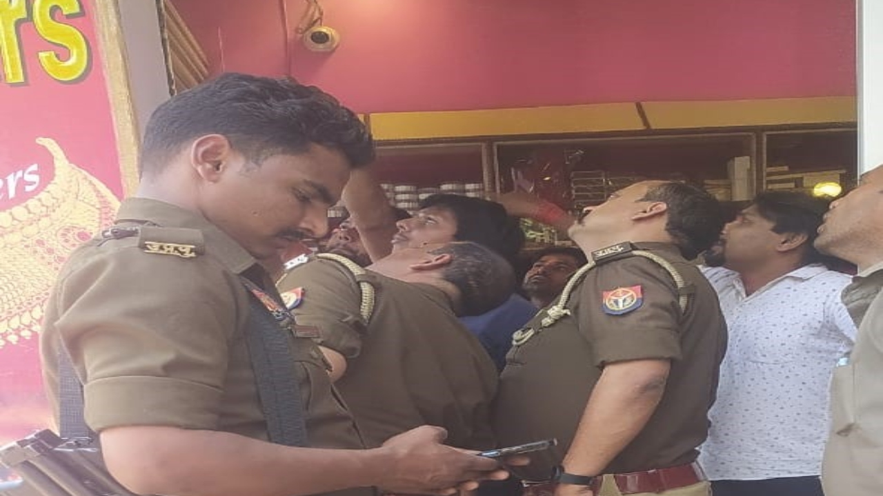 26 2024 03 12t182852.916 - सर्राफा व्यवसायी का आभूषणों से भरा झोला गायब, जांच में जुटी पुलिस।