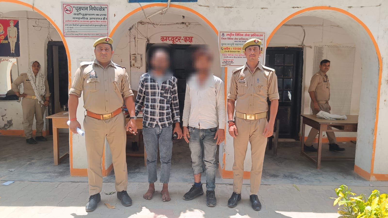 20250424 223807 - चोरी के सामान व तमंचे के साथ दो गिरफ्तार, दो दिन पूर्व हुई थी चोरी।