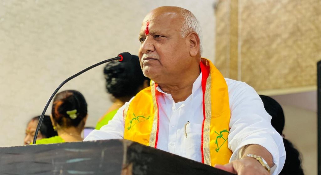 Lallu Singh FB Page - कैंट क्षेत्र में पूर्व सांसद की पहल लाई राहत, बंद मार्गों पर फिर बहाल हुई आवाजाही।