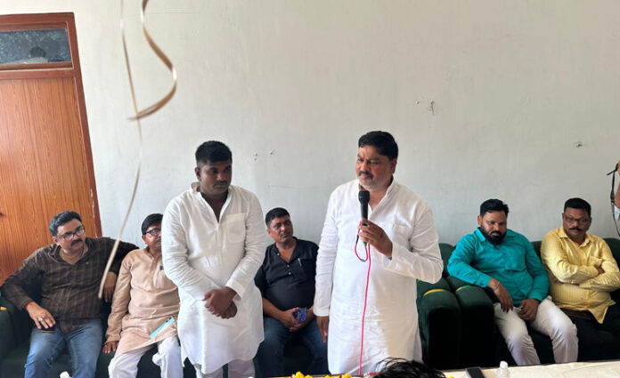 hhhhh - भाजपा सरकार संविधान को खत्म करना चाहती है – पवन पाण्डेय