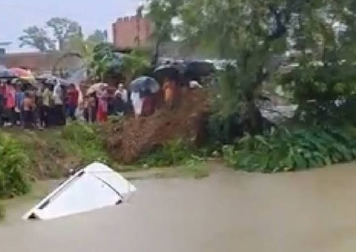 527500043 1464536237885433 8268298495800682482 n - पृथ्वीनाथ मंदिर दर्शन करने जा रहे श्रद्धालुओं से भरी बोलेरो पलटी।