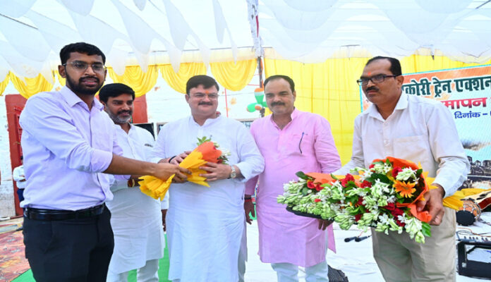 ल्लल्लल - जेल परिसर में काकोरी कांड शताब्दी समारोह का हुआ समापन, शहीदों को श्रद्धांजलि।