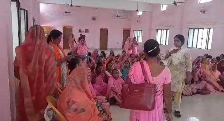 FB IMG 1756871777800 - आधा दर्जन आंगनबाड़ी कार्यकत्रियों ने सामूहिक बैठक का किया बहिष्कार।