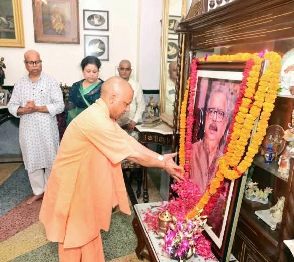 FB IMG 1756917831331 1 - राज परिवार के मुखिया को सीएम योगी ने दी श्रद्धांजलि।